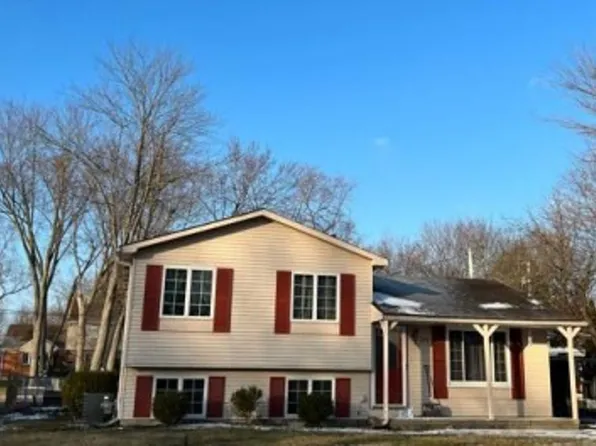 1394 Denver Ave, Waterford, MI 48328