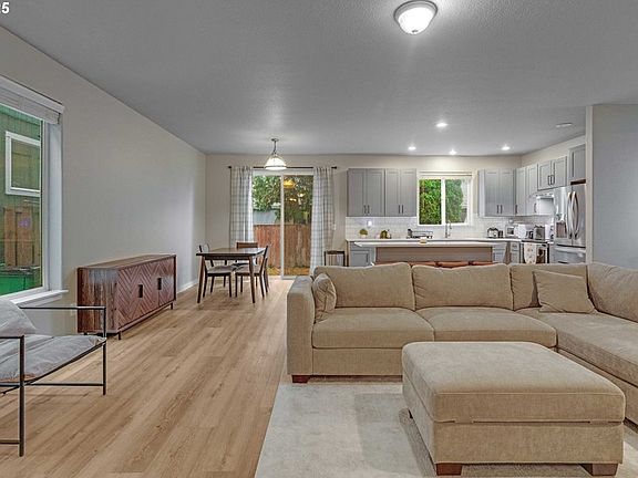 4th image of 17670 SW September Ln