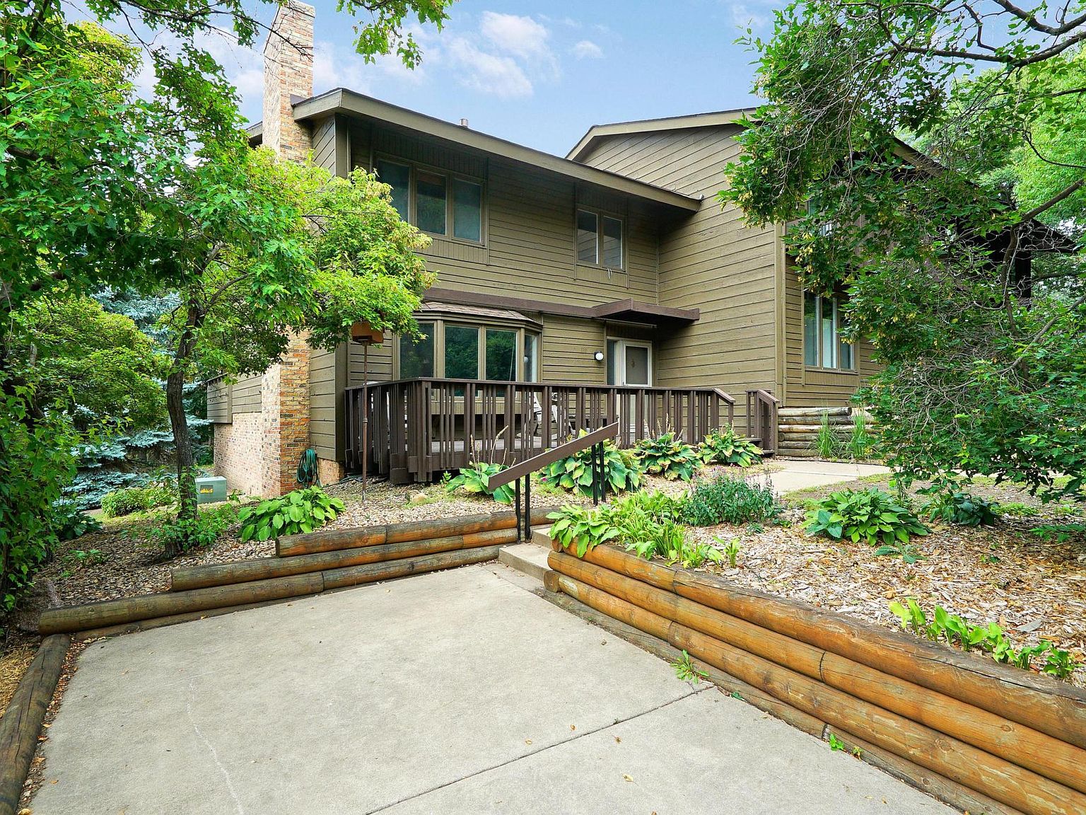 111 Birnamwood Dr, Burnsville, MN 55337 | Zillow