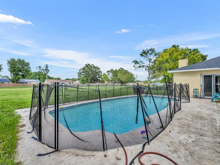 832 Valnera Ct — Photo 22