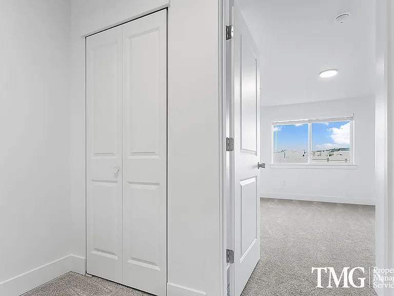 977 Creer Way #D-112 — Photo 49