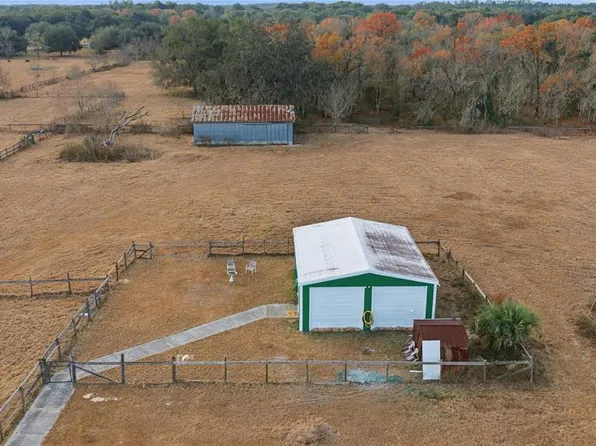 9900 SE Sunset Harbor Rd, Summerfield, FL 34491