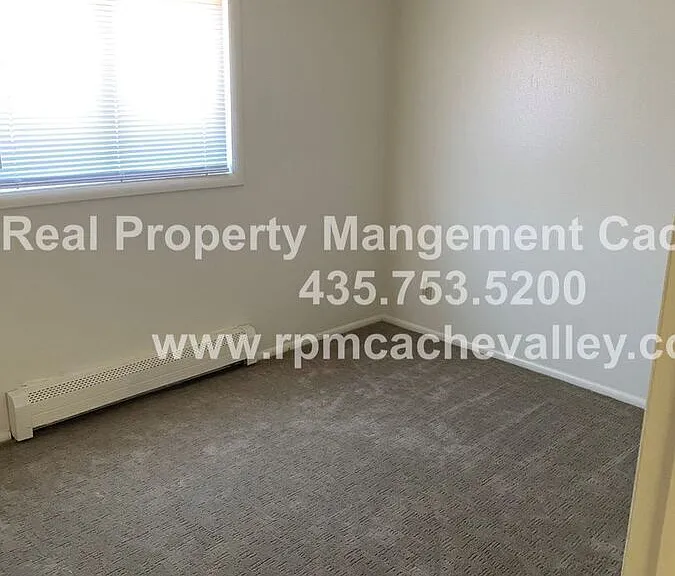 271 Riverbend Rd #7 — Photo 9