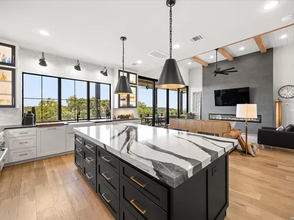 540 HANNAH LN, Boerne, TX 78006
