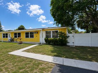 8537 40th Ter N, Palm Beach Gardens, FL 33410