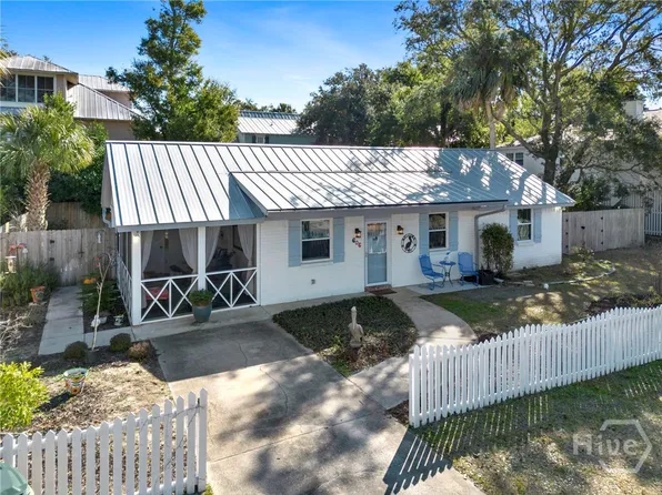 606 Jones Avenue, Tybee Island, GA 31328