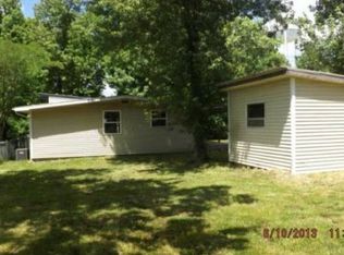 806 N Washington Ave, Saint James, MO 65559