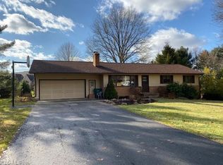 1648 Linwood Dr, Wooster, OH 44691