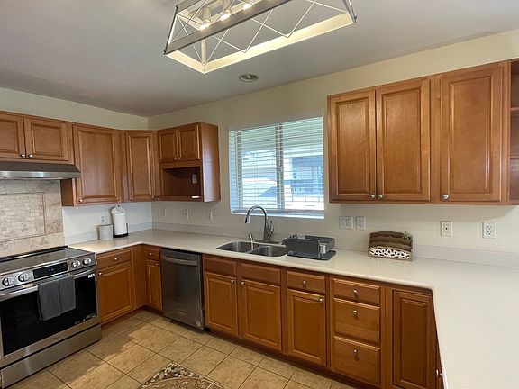 5th image of 1300 Limahana Cir #C401