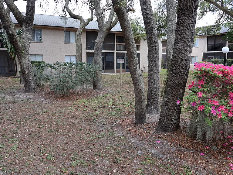 7609 Abbey Ln #B — Photo 31