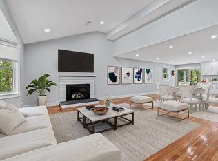 604 Dover Rd, Westwood, MA 02090