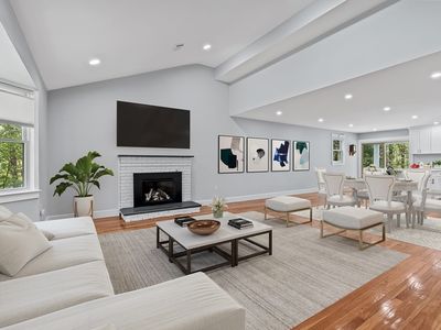 604 Dover Rd, Westwood, MA, 02090