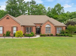425 Starfire Ct, Suwanee, GA 30024