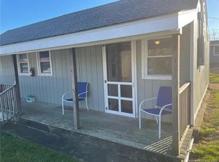 1 Whewell Cir, Pawcatuck, CT 06379