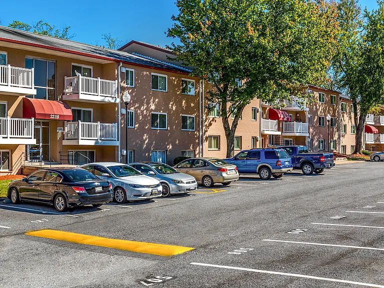 Oxon Hill Village — Photo 26