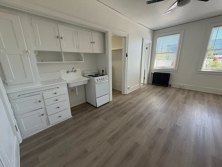 Morrison Street Apartments — Photo 11