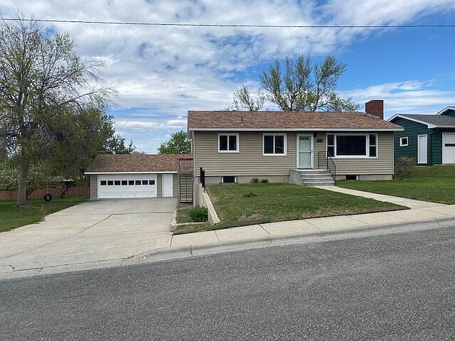 1st image of 1916 Lockey Ave