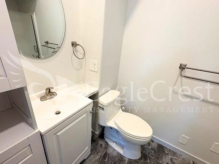1211 Yellowhawk Way #B — Photo 23