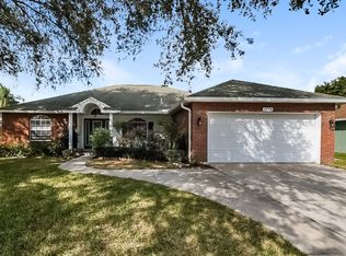 1528 Creekbend Dr, Brandon, FL 33510