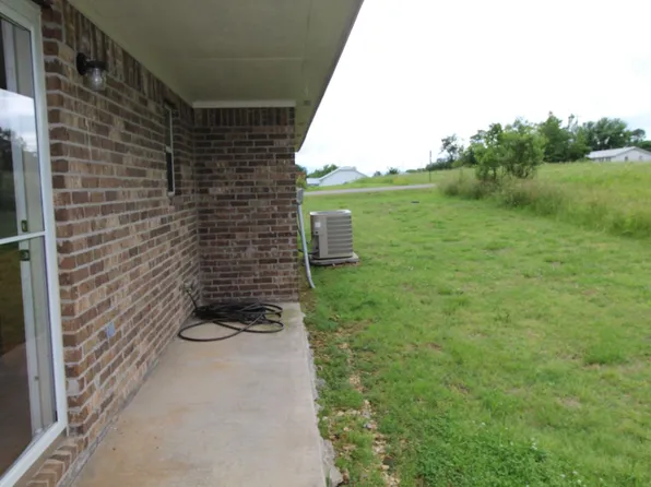 14040 N Britton Rd, Tahlequah, OK 74464