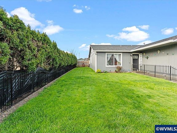 4th image of 246 E Hemlock Dr