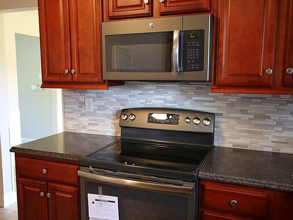 Kitchen Tile Backsplash
