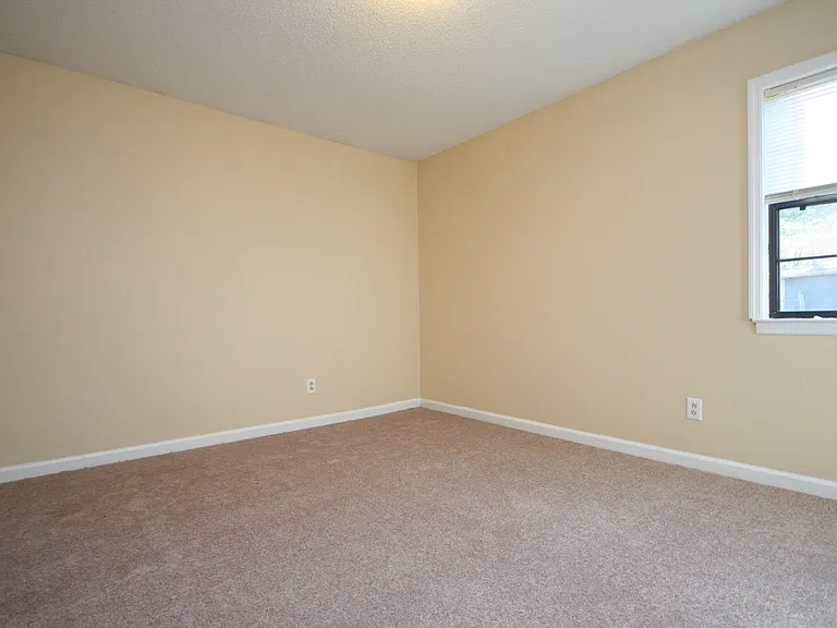 110A Westscott Dr — Photo 12