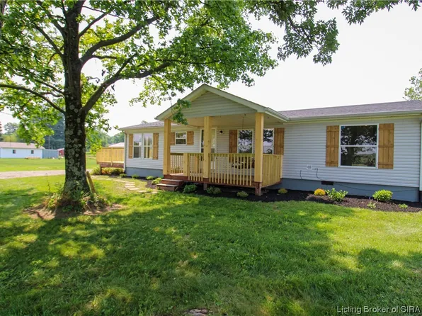 29621 Robin Road, Pekin, IN 47165