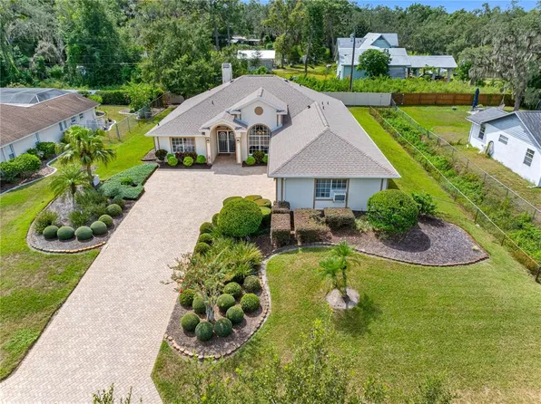 8518 Thrasher Ct, New Port Richey, FL 34654