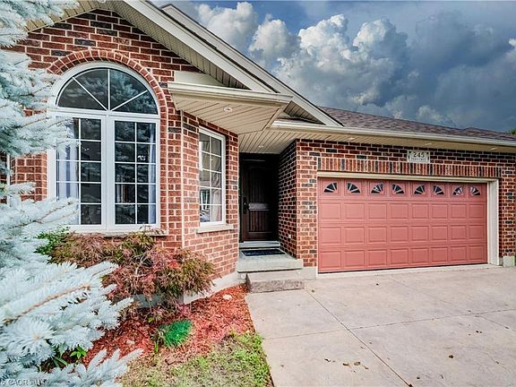 3rd image of 245 Fern Cres