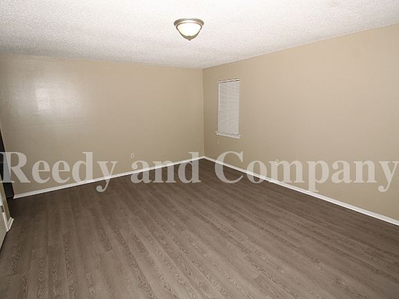 4th image of 5316 Longwood Cv