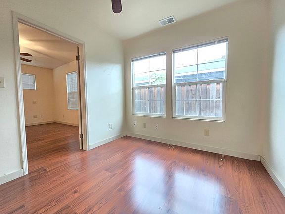 4th image of 4069 Rose Ave