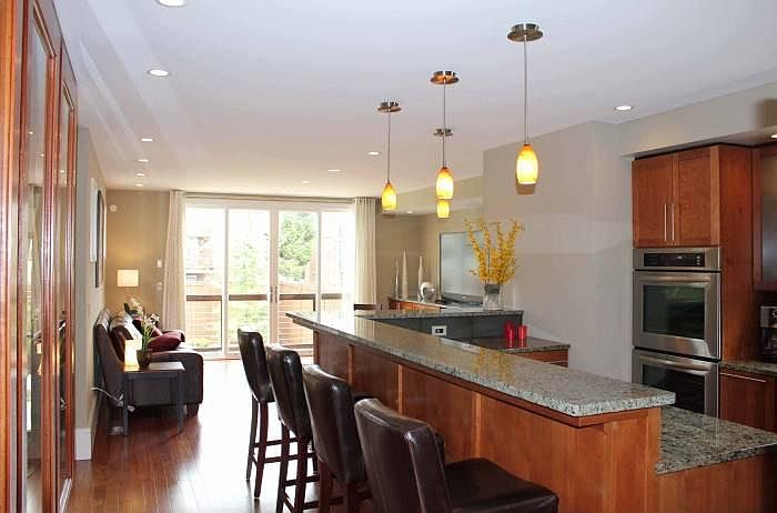 Kitchen/Living