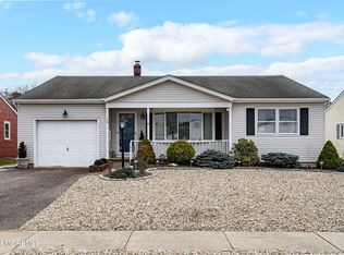 14 Duxbury Rd, Toms River, NJ 08757