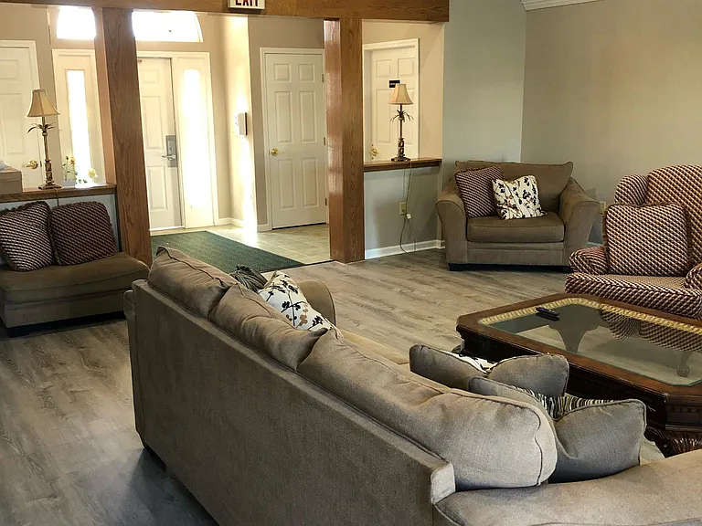 4467 Burbank Rd #7N — Photo 5