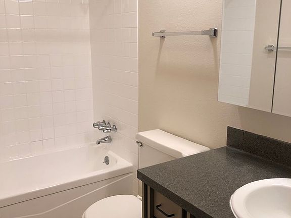 5th image of 2509 N Stevens St APT 6