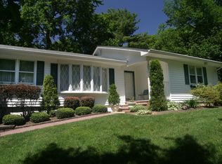 2431 Ramshorn Dr, Wall Township, NJ 08736