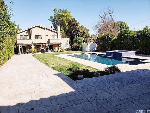 2nd image of 23104 Mariano St