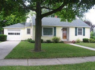 415 S 5th St, Sebewaing, MI 48759