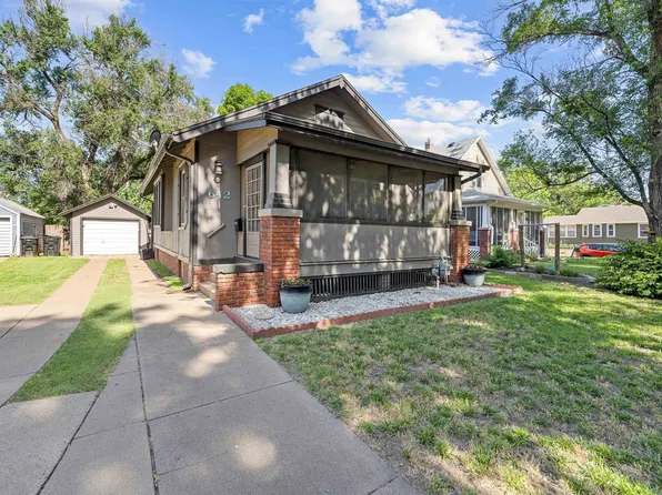 642 S 11th St, Salina, KS 67401