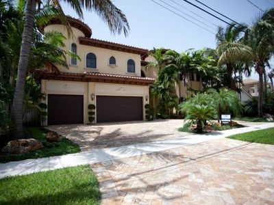 2840 NE 48th St, Lighthouse Pt, FL, 33064