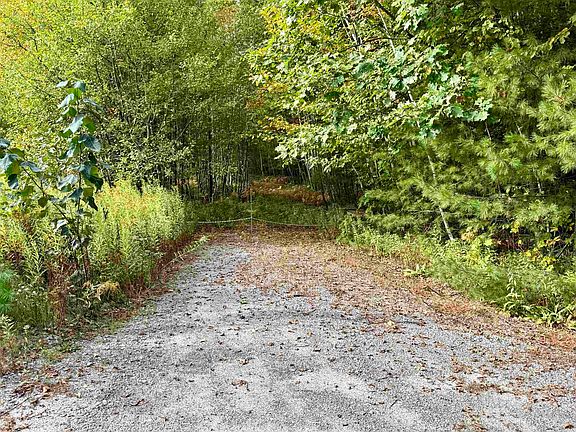 2nd image of 85 Pike Hill Road