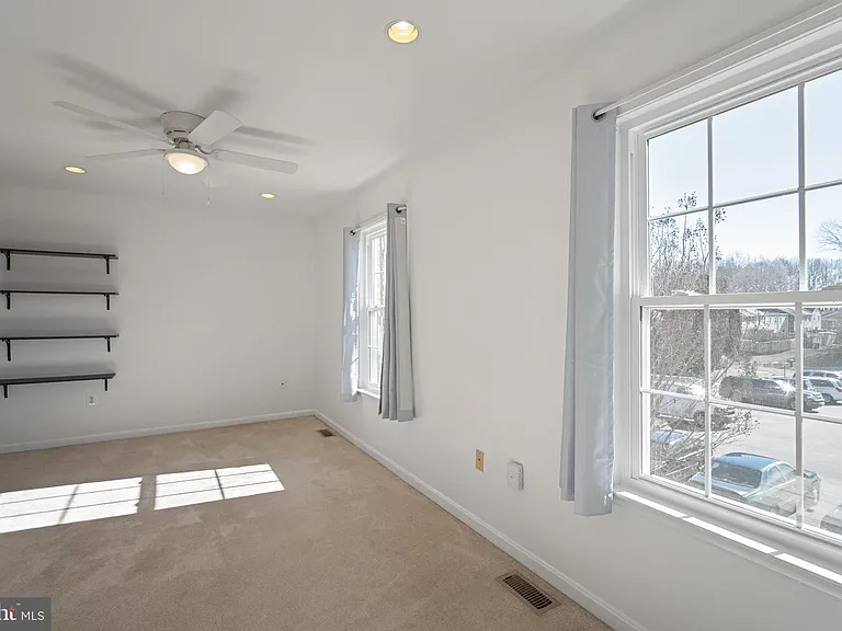 4793 S Park Ct — Photo 32