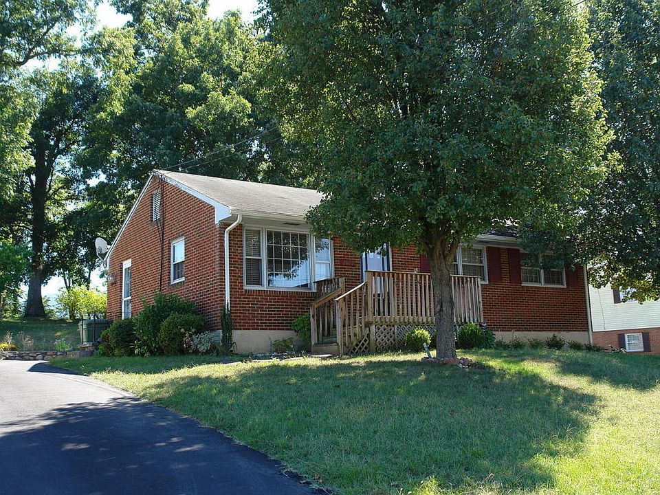 1st image of 2609 Leemount St