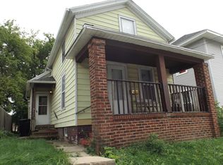 1041 Davis Pl, Racine, WI 53403