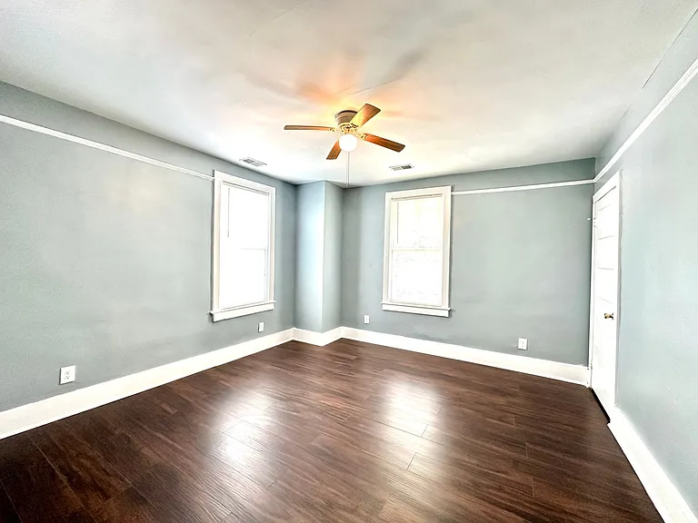 801 Meeting St — Photo 12