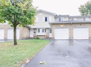 156 Valley Stream Dr #B, Ottawa, ON K2H 9C6