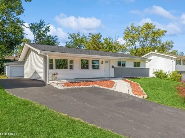 1476 Dennison Rd, Hoffman Estates, IL 60169