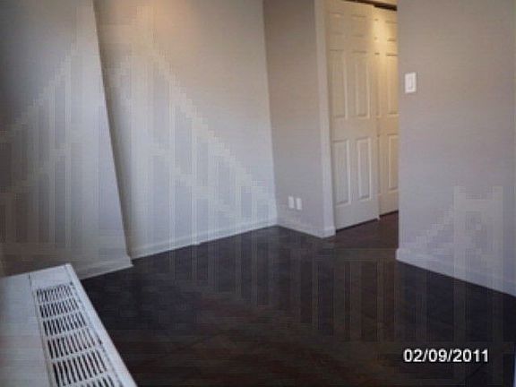 4th image of 205 3rd Ave APT 15L