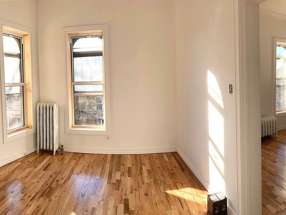 1st image of 2040 Palmetto St Floor 2